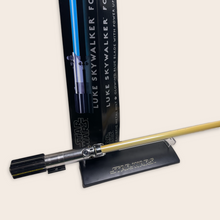 Load image into Gallery viewer, (2007) Star Wars Luke Skywalker Lightsaber SW 220 Master Replicas 30th Anniversary