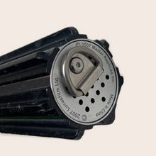 Load image into Gallery viewer, (2007) Star Wars Luke Skywalker Lightsaber SW 220 Master Replicas 30th Anniversary