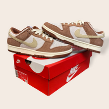 Load image into Gallery viewer, Nike Dunk Low medium curry trainers - UK 8