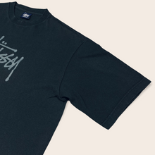 Load image into Gallery viewer, (2000’s) Stussy Classic logo graphic - M/L