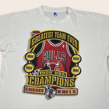 Load image into Gallery viewer, 1996 Chicago Bulls ‘Greatest Team Ever’ NBA champ t-shirt