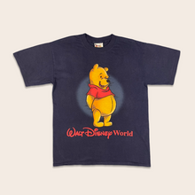 Load image into Gallery viewer, Winnie The Pooh Walt Disney World t-shirt