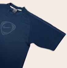 Load image into Gallery viewer, Nike Centre Swoosh Jersey t-shirt - M