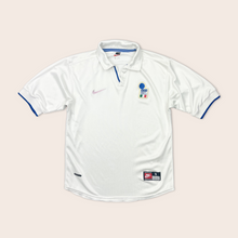 Load image into Gallery viewer, 1997/98 Italy Nike ‘98 World Cup Away Football Shirt - S