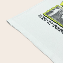 Load image into Gallery viewer, 1995 World War II 50th Anniversary t-shirt - M/L