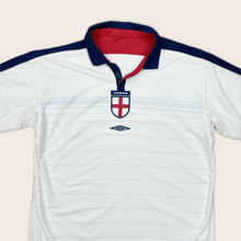 Load image into Gallery viewer, 2003/05 England Umbro ‘04 Euros Home Reversible Football Shirt - L