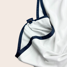 Load image into Gallery viewer, 2003/05 England Umbro ‘04 Euros Home Reversible Football Shirt - L