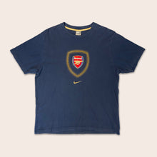 Load image into Gallery viewer, Arsenal FC centre swoosh football t-shirt