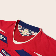 Load image into Gallery viewer, England 2008 - 2010 Umbro home football shirt