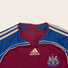 Load image into Gallery viewer, (2006) Newcastle United 2006-07 Away Football Shirt - S