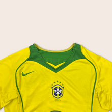 Load image into Gallery viewer, Women's 2004/06 Brazil Nike Ronaldinho 10 Home Football Shirt - S
