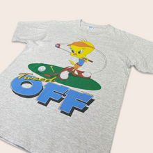 Load image into Gallery viewer, 1993 Tweety Pie ‘tweed off’ golf Looney Tunes Warner bros t-shirt