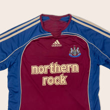 Load image into Gallery viewer, (2006) Newcastle United 2006-07 Away Football Shirt - S