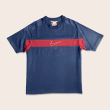 Load image into Gallery viewer, Nike embroidered swoosh mesh t-shirt - L