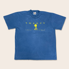 Load image into Gallery viewer, 1996 Tweety Pie ‘100% trouble’ Looney Tunes Warner bros t-shirt