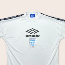 Load image into Gallery viewer, (1990’s) England Umbro Large Centre Logo Graphic Training Football Shirt - XL