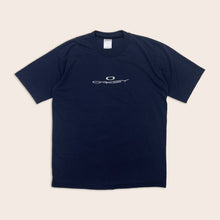 Load image into Gallery viewer, Oakley Spell Out Embroidered Centre Logo T-Shirt - M
