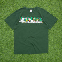 Load image into Gallery viewer, Snoopy Charlie Brown Woodstock &amp; Friends Snow Scene Christmas Peanuts by Schulz Graphic Gildan Green T-Shirt - L
