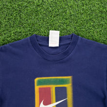 Load image into Gallery viewer, (1998) Women’s Nike Tennis Court Motion Graphic T-Shirt - M (10-12)
