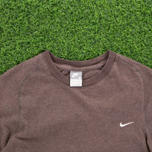 Load image into Gallery viewer, (2007) Nike Small Swoosh Embroidered Brown Ringer T-Shirt - M
