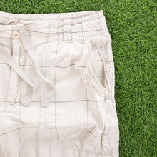 Load image into Gallery viewer, (2010) Nike Athletic Dept Small Swoosh Embroidered Pocket Logo Checked Beige Shorts - L (32/34”)
