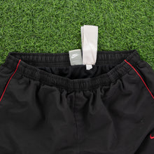 Load image into Gallery viewer, (2007) Nike Small Swoosh Embroidered Piping Black Sports Shorts - L (32-36”)
