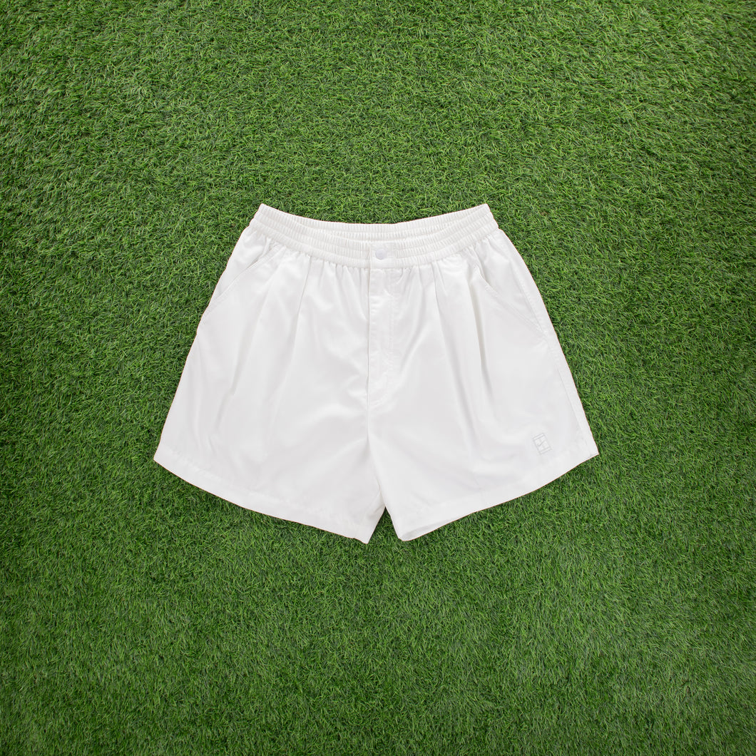 (2000) Nike Tennis Court Embroidered Pleated White Sports Shorts - L (32/34”)