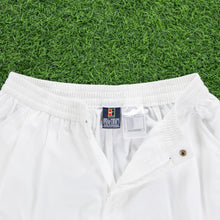 Load image into Gallery viewer, (2000) NNike Tennis Court Embroidered Pleated White Sports Shorts - L (32/34”)
