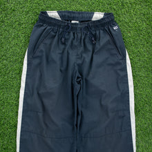 Load image into Gallery viewer, (2003) Women’s Nike Air Max Stripe Adjustable Navy 3/4 Length Shorts - M (28-33”)
