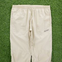 Load image into Gallery viewer, (2004) Women’s Adidas Spell Out Embroidered Logo Adjustable Cream 3/4 Length Shorts - L (14-16)
