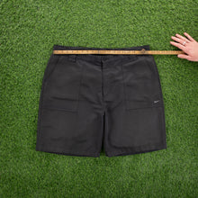 Load image into Gallery viewer, (2007) Nike Golf Small Swoosh Embroidered Pocket Logo Grey Shorts - XL/XXL (38/40”)
