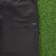 Load image into Gallery viewer, (2007) Nike Golf Small Swoosh Embroidered Pocket Logo Grey Shorts - XL/XXL (38/40”)
