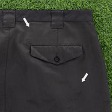 Load image into Gallery viewer, (2007) Nike Golf Small Swoosh Embroidered Pocket Logo Grey Shorts - XL/XXL (38/40”)
