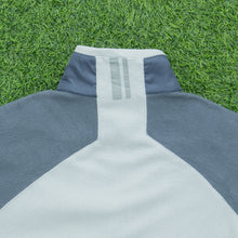 Load image into Gallery viewer, 2004 Nike Small Swoosh Embroidered Reflective Neck Pocket Quarter Zip Grey Fleece - L
