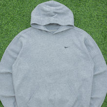 Load image into Gallery viewer, Women’s 2001 Nike Small Swoosh Embroidered Logo Boxy Pullover Grey Hoodie - L (14-16)
