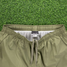 Load image into Gallery viewer, Reebok Small Spell Out Embroidered Logo Pocket Khaki Sports Shorts - L (32-36”)
