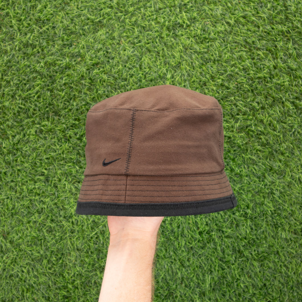 (2001) Nike Small Swoosh Embroidered Contrast Stitch Brown Black Bucket Hat - One Size (M/L)