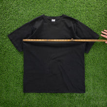 Load image into Gallery viewer, (2000) Nike Small Swoosh Embroidered Black T-Shirt - L
