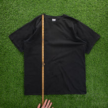 Load image into Gallery viewer, (2000) Nike Small Swoosh Embroidered Black T-Shirt - L
