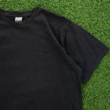 Load image into Gallery viewer, (2000) Nike Small Swoosh Embroidered Black T-Shirt - L
