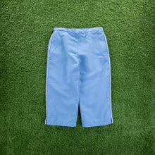 Load image into Gallery viewer, Women’s Reebok Small Spell Out Embroidered Pocket Piping Light Blue 3/4 Length Shorts - M (10-12)
