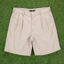 Load image into Gallery viewer, (2001) Nike Golf Pleated Beige Chino Shorts - M (30/32”)
