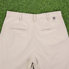Load image into Gallery viewer, (2001) Nike Golf Pleated Beige Chino Shorts - M (30/32”)

