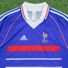 Load image into Gallery viewer, 1995 1997 England Gascoigne 8 Home Football Shirt Size XL Euro 1996 Genuine Original (Copy 6)
