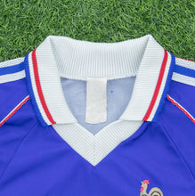 Load image into Gallery viewer, 1995 1997 England Gascoigne 8 Home Football Shirt Size XL Euro 1996 Genuine Original (Copy 6)
