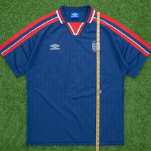 Load image into Gallery viewer, 1995 1997 England Gascoigne 8 Home Football Shirt Size XL Euro 1996 Genuine Original (Copy 11)
