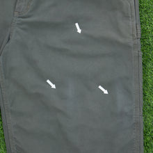 Load image into Gallery viewer, Carhartt Carpenter Workwear Canvas Grey Shorts - 40”
