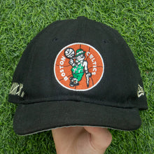 Load image into Gallery viewer, 2008 Boston Celtics NBA Finals Champions 17th Title Commemorative New Era Hardwood Classics 9Fifty Collectible Two Tone 6-Panel Snapback Cap - One Size
