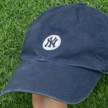 Load image into Gallery viewer, New York Yankees Embroidered MLB Twins Enterprise 6-Panel Cap - One Size
