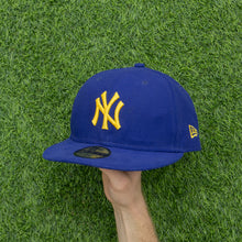 Load image into Gallery viewer, New York Yankees New Era 59FIFTY MLB Major League Baseball 6-Panel Flexfit Fitted Cap - One Size (7 1/4)
